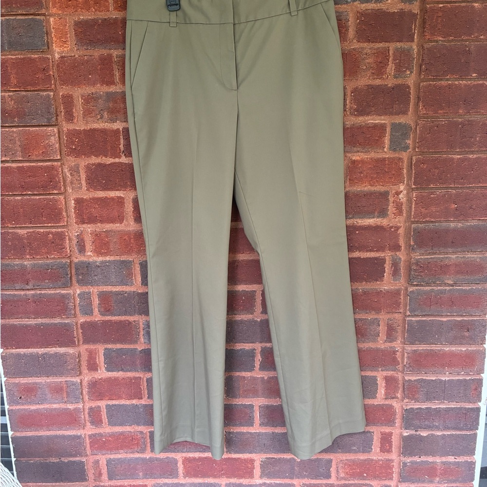 Talbots Women's Straight Leg Pants in Olive Green